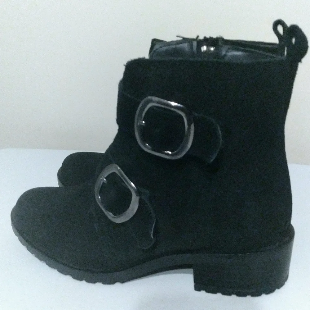 Anne‎ Klein Black Leather  Moto Boots Aknilos Iflez  Suede Chunky Buckles 6.5